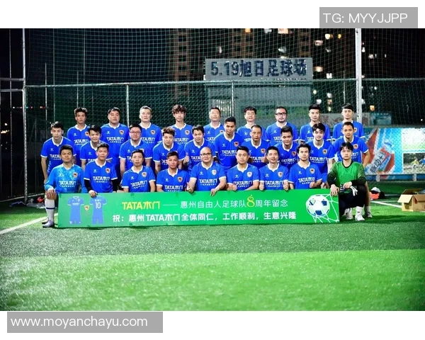 19号球衣的传奇足球明星盘点与他们的辉煌成就解析 19号球衣的传奇足球明星盘点与他们的辉煌成就解析