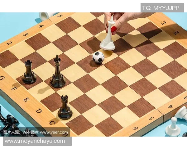 足球明星与棋盘的精彩瞬间合集展现运动与智慧的完美结合