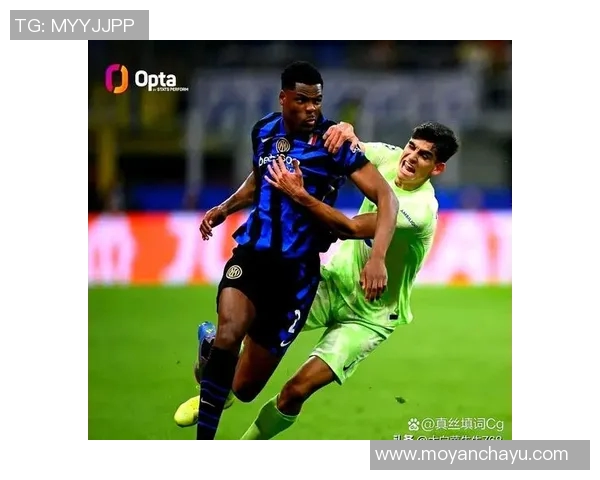 足球明星展现篮球才华的精彩瞬间与背后的努力故事